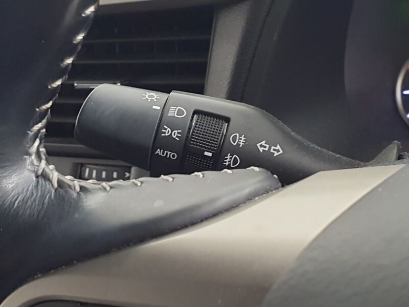 More views of Lexus RX450H