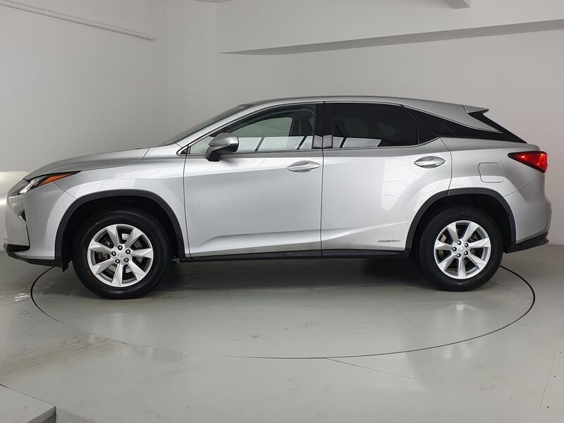 More views of Lexus RX450H