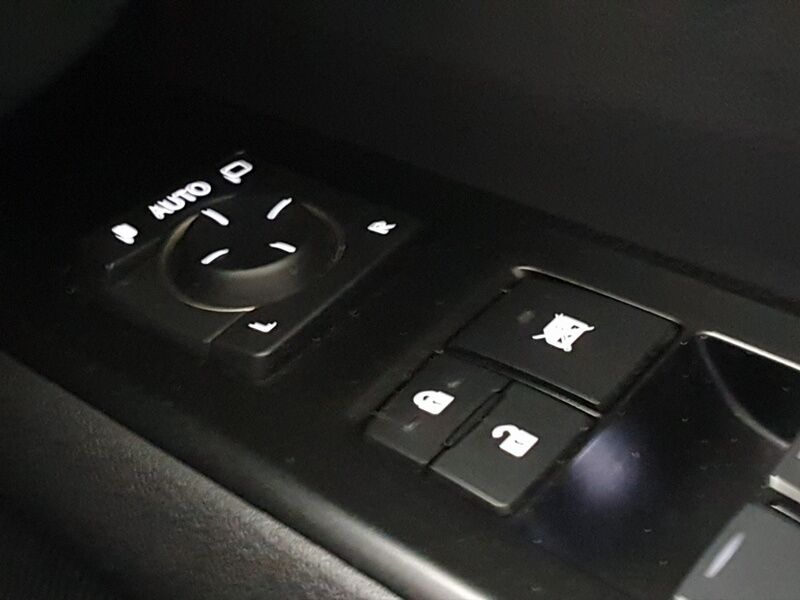 More views of Lexus UX