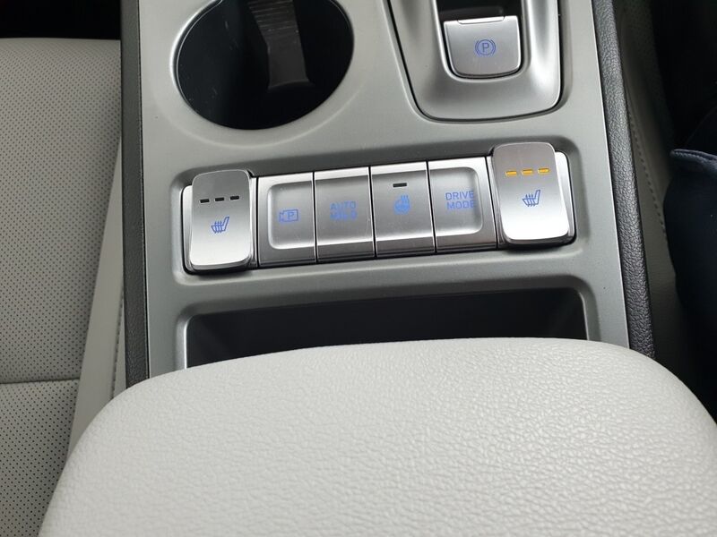 More views of Hyundai KONA