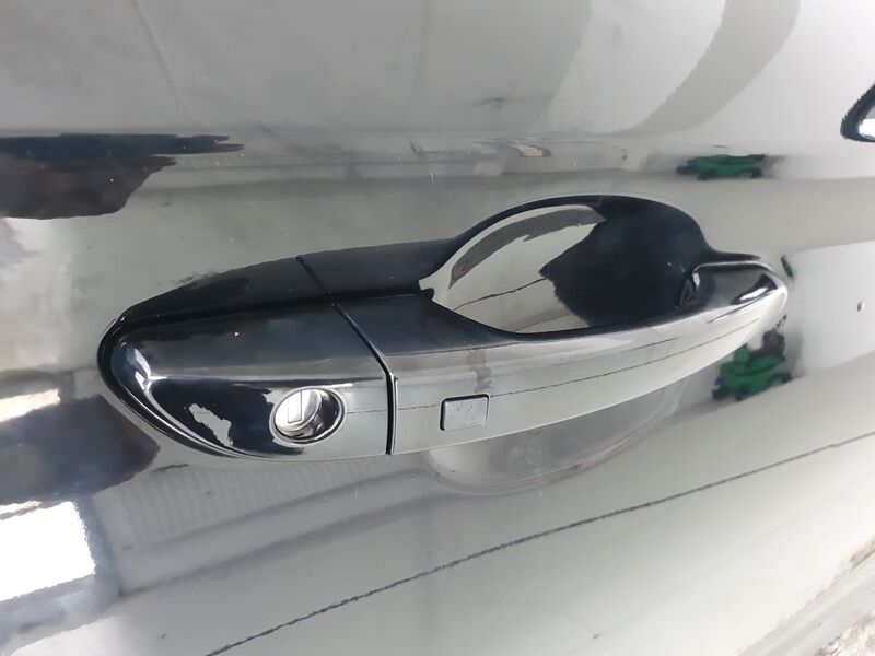 More views of Hyundai KONA