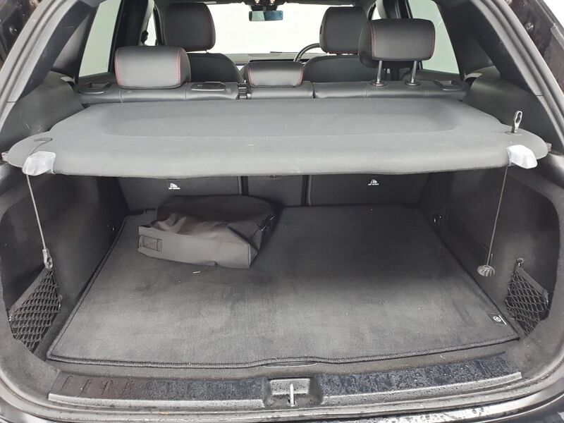 More views of Mercedes-Benz EQA