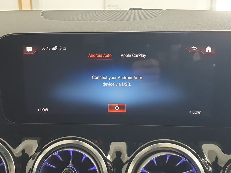 More views of Mercedes-Benz EQA