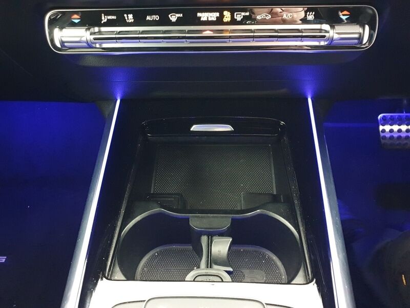 More views of Mercedes-Benz EQA