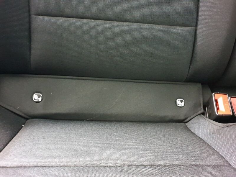 More views of MG MG4