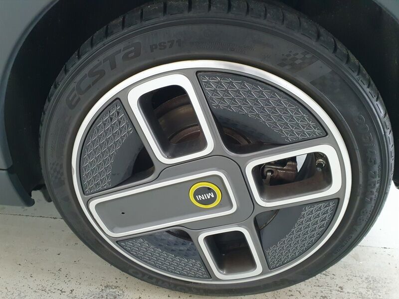 More views of Mini Cooper