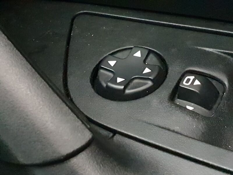 More views of Peugeot 2008