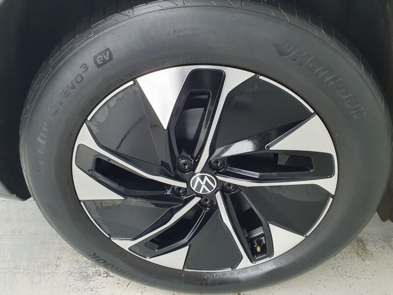 More views of Volkswagen ID.5