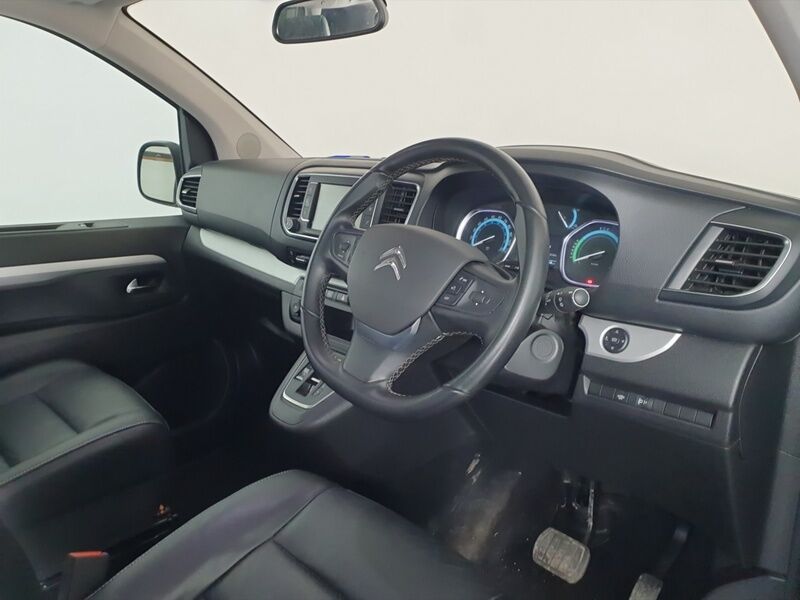 More views of Citroen Spacetourer