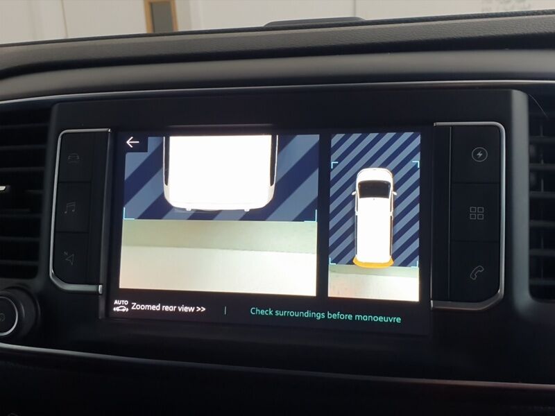 More views of Citroen Spacetourer