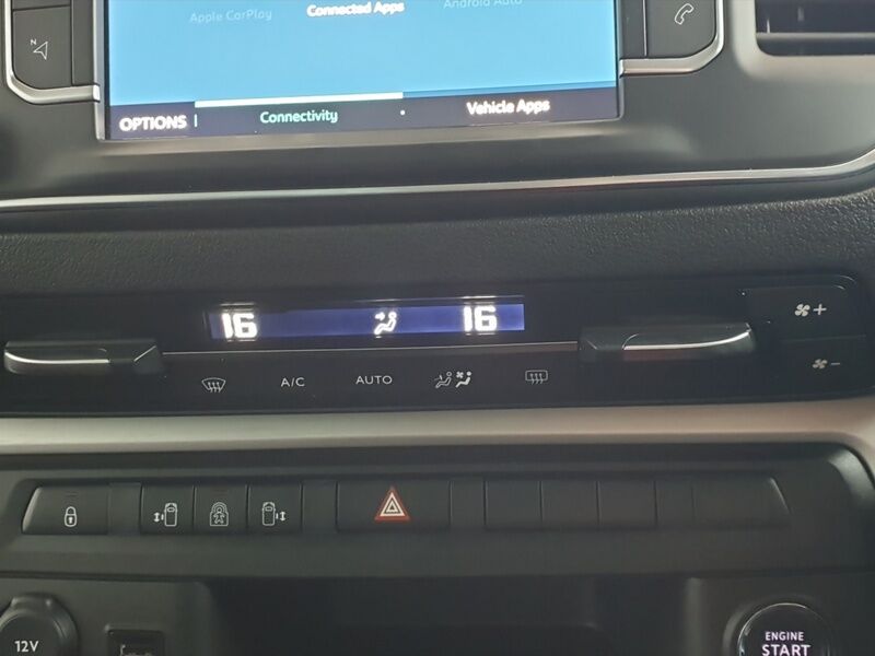 More views of Citroen Spacetourer