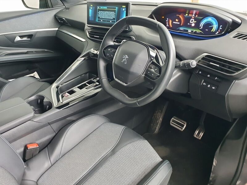 More views of Peugeot 3008