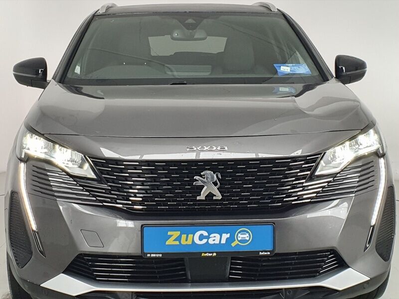 More views of Peugeot 3008