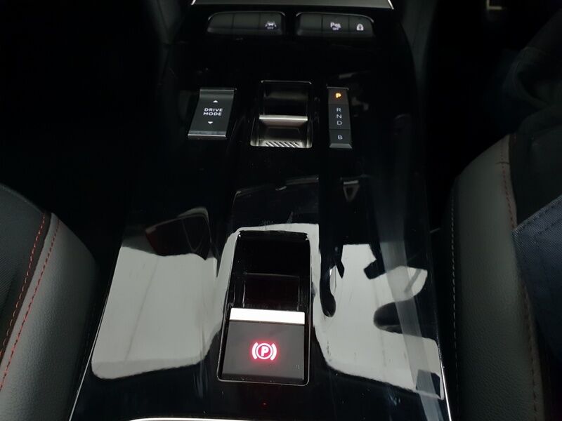 More views of Opel Mokka