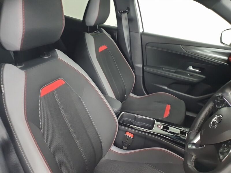 More views of Opel Mokka