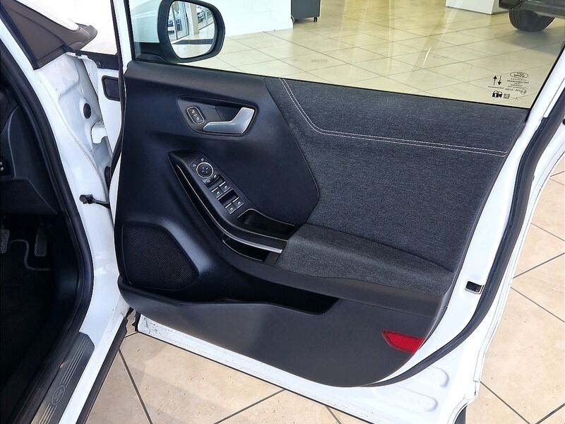 More views of Ford Puma