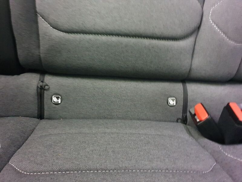 More views of Citroen e-C4 X