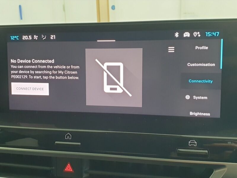 More views of Citroen e-C4 X