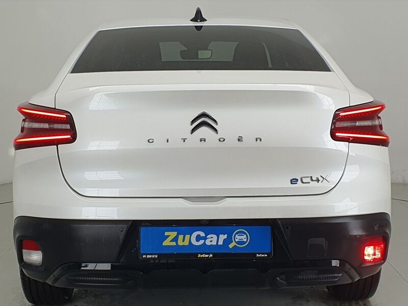 More views of Citroen e-C4 X