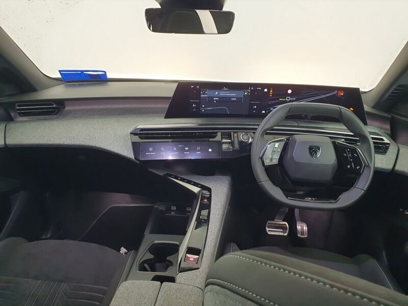 More views of Peugeot 3008