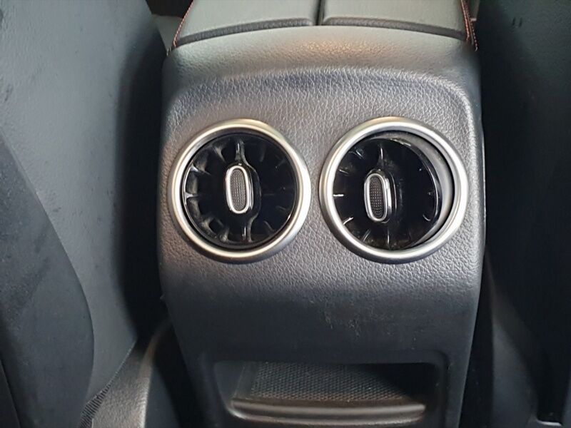 More views of Mercedes-Benz EQB