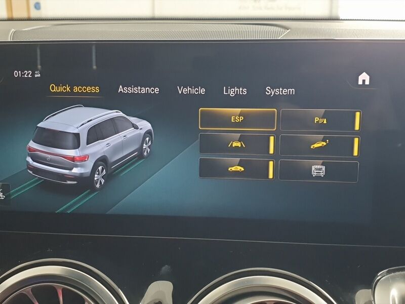 More views of Mercedes-Benz EQB