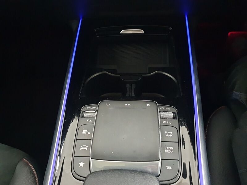 More views of Mercedes-Benz EQB