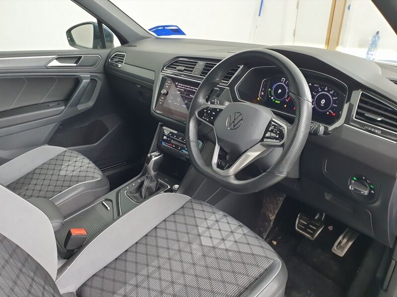 More views of Volkswagen Tiguan