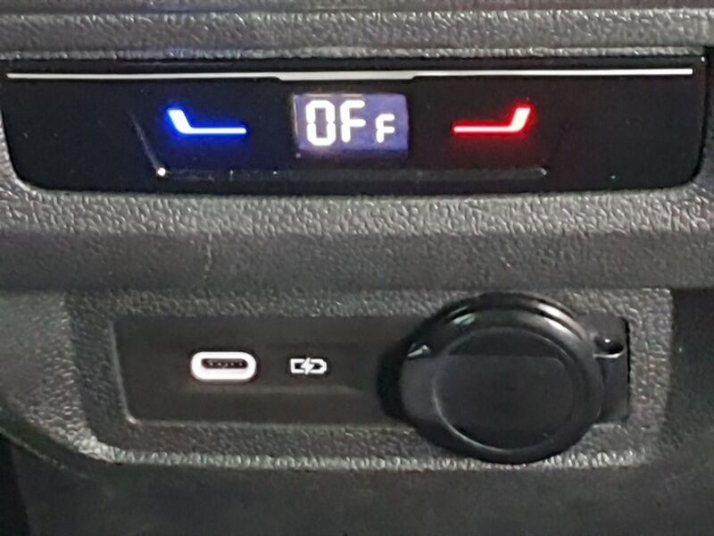 More views of Volkswagen Tiguan