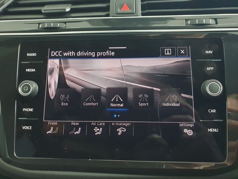 More views of Volkswagen Tiguan