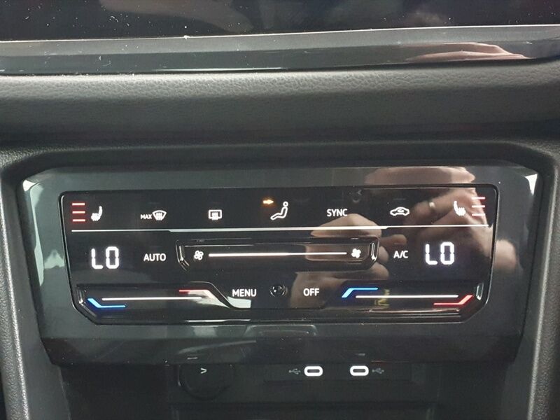 More views of Volkswagen Tiguan