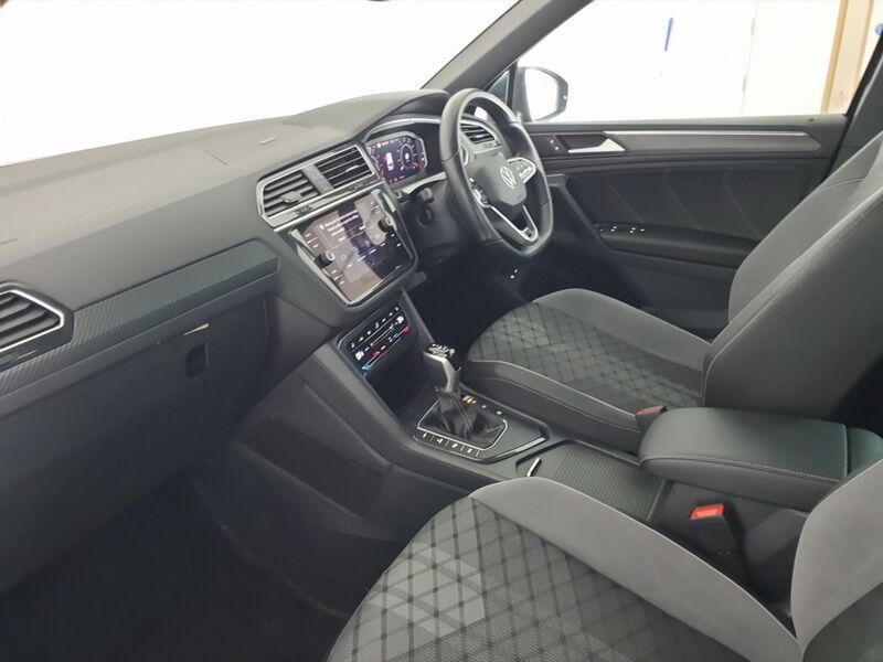 More views of Volkswagen Tiguan