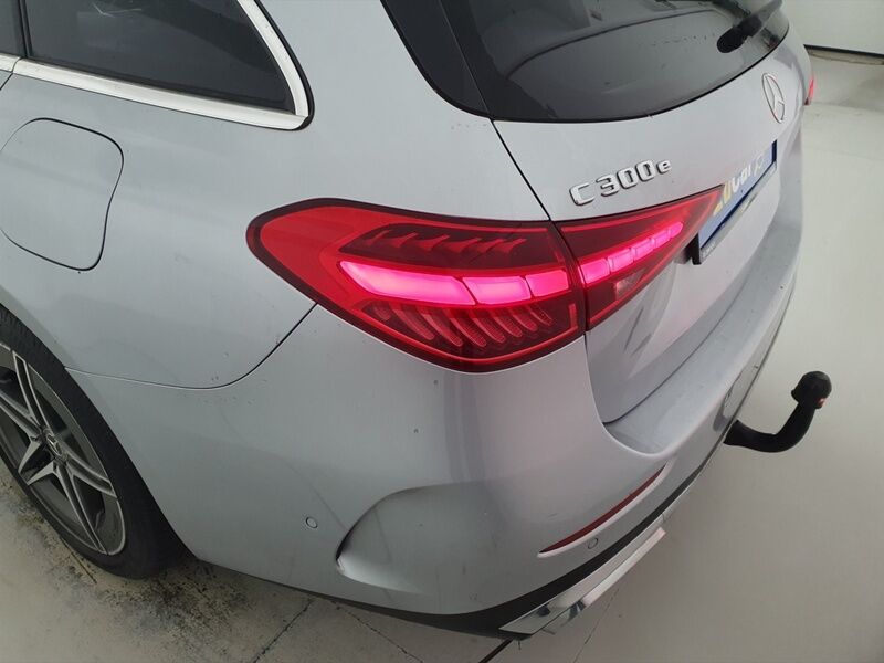 More views of Mercedes-Benz C-Class