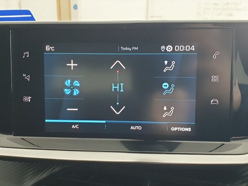 More views of Peugeot 2008