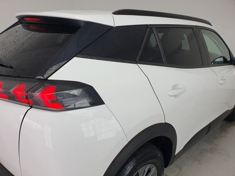 More views of Peugeot 2008