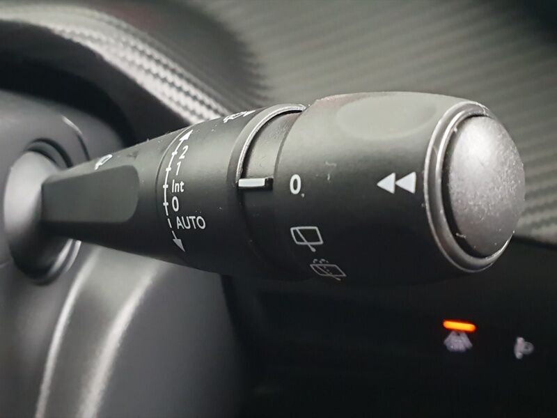 More views of Peugeot 2008