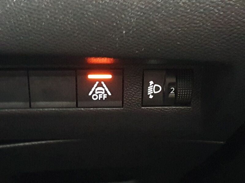 More views of Peugeot 2008