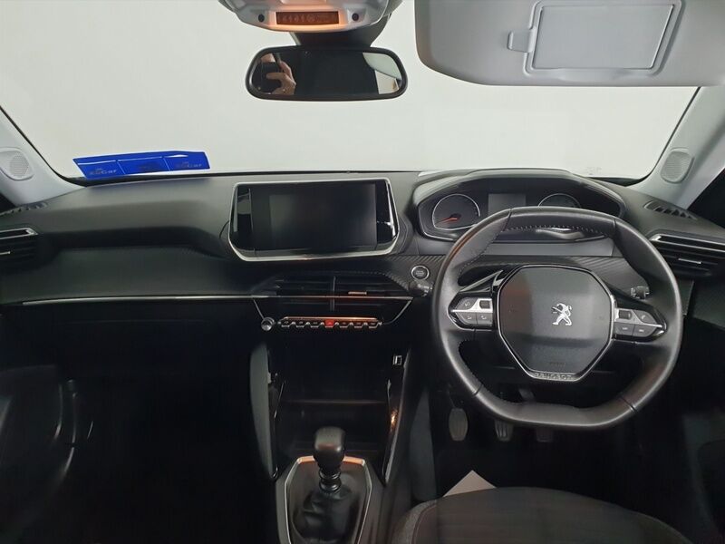 More views of Peugeot 2008