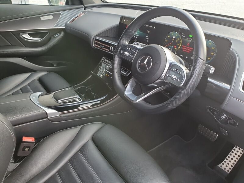 More views of Mercedes-Benz EQC