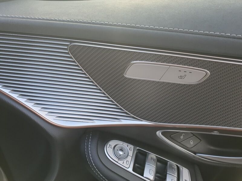 More views of Mercedes-Benz EQC