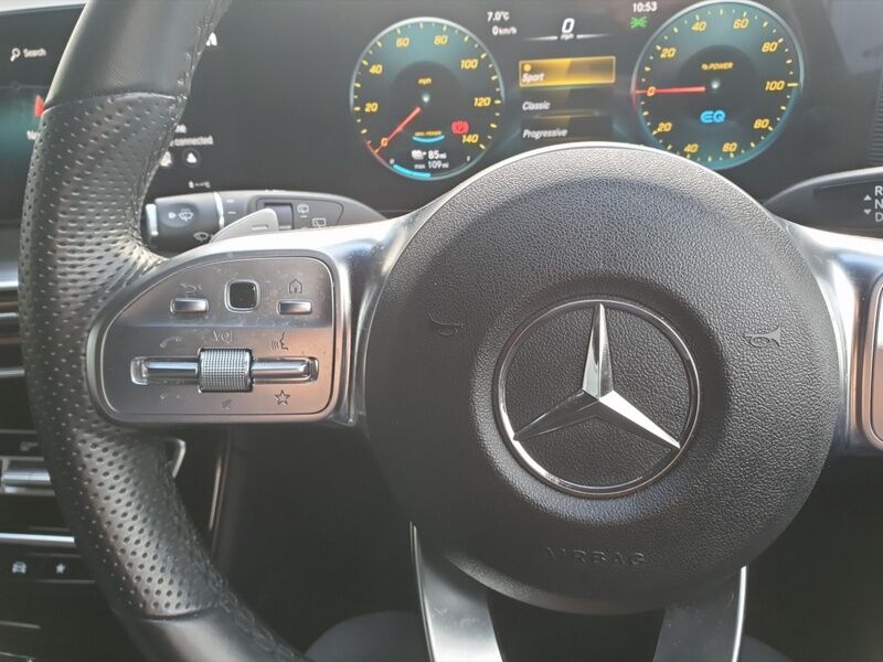 More views of Mercedes-Benz EQC