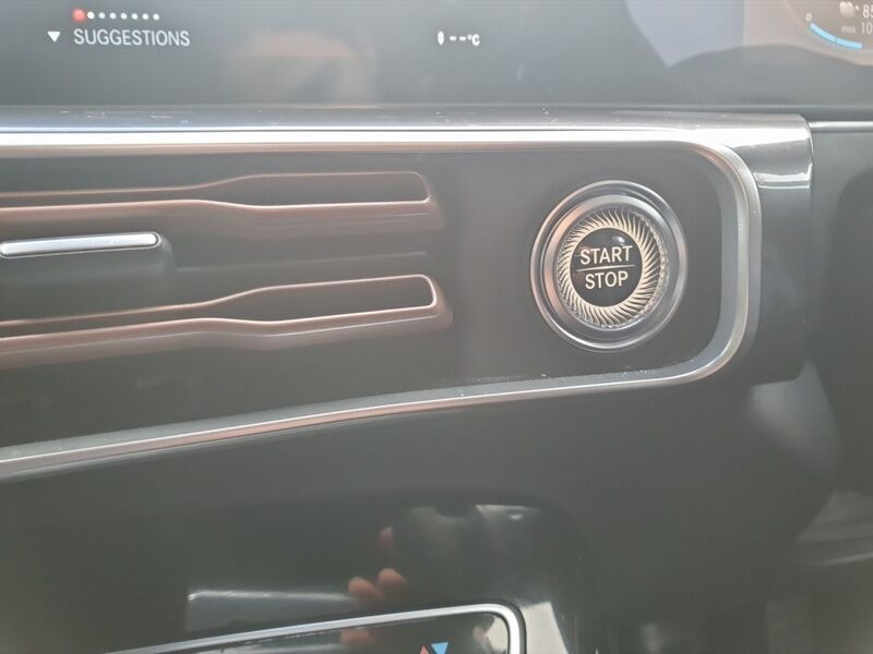 More views of Mercedes-Benz EQC