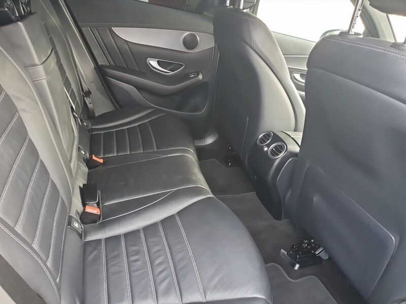 More views of Mercedes-Benz EQC