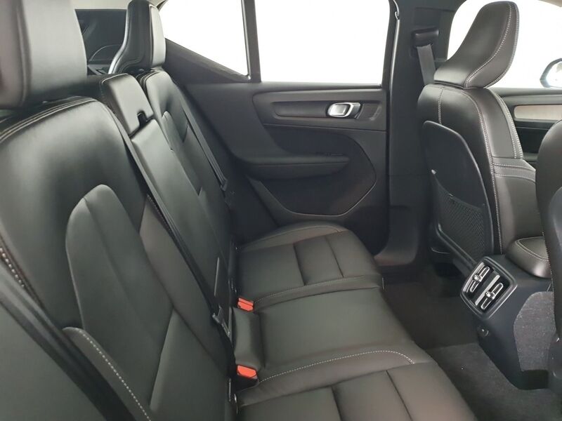 More views of Volvo XC40