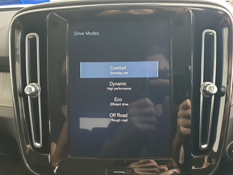 More views of Volvo XC40