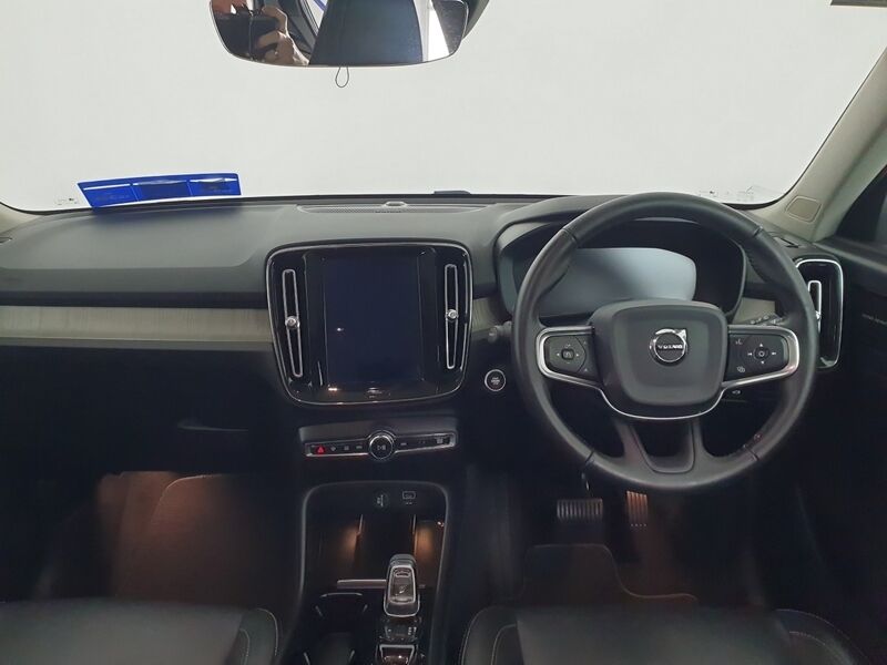 More views of Volvo XC40