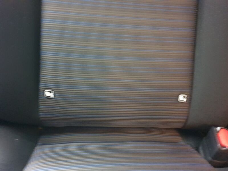 More views of Nissan Leaf