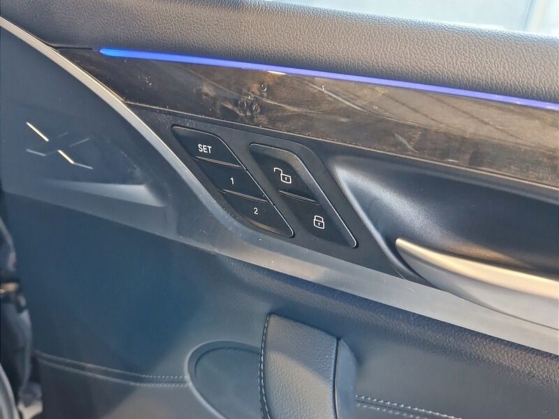 More views of BMW X3