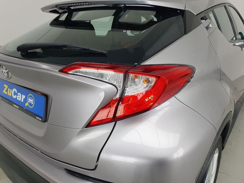 More views of Toyota C-HR