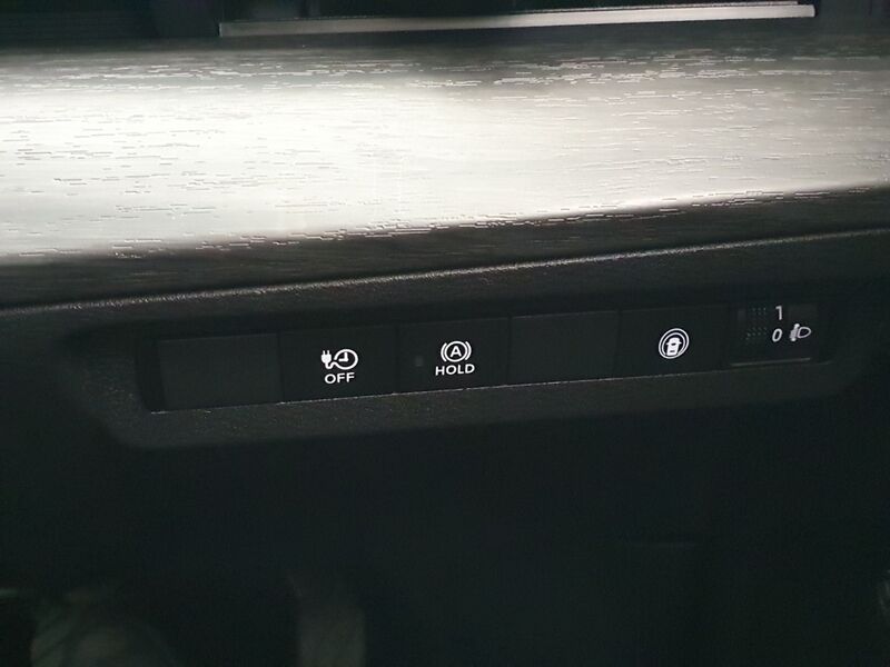 More views of Nissan Ariya